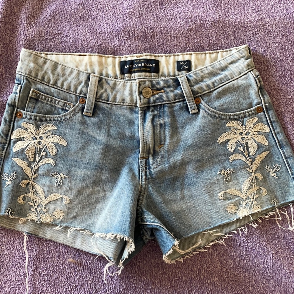 Embroidered Lucky Brand Jean Shorts